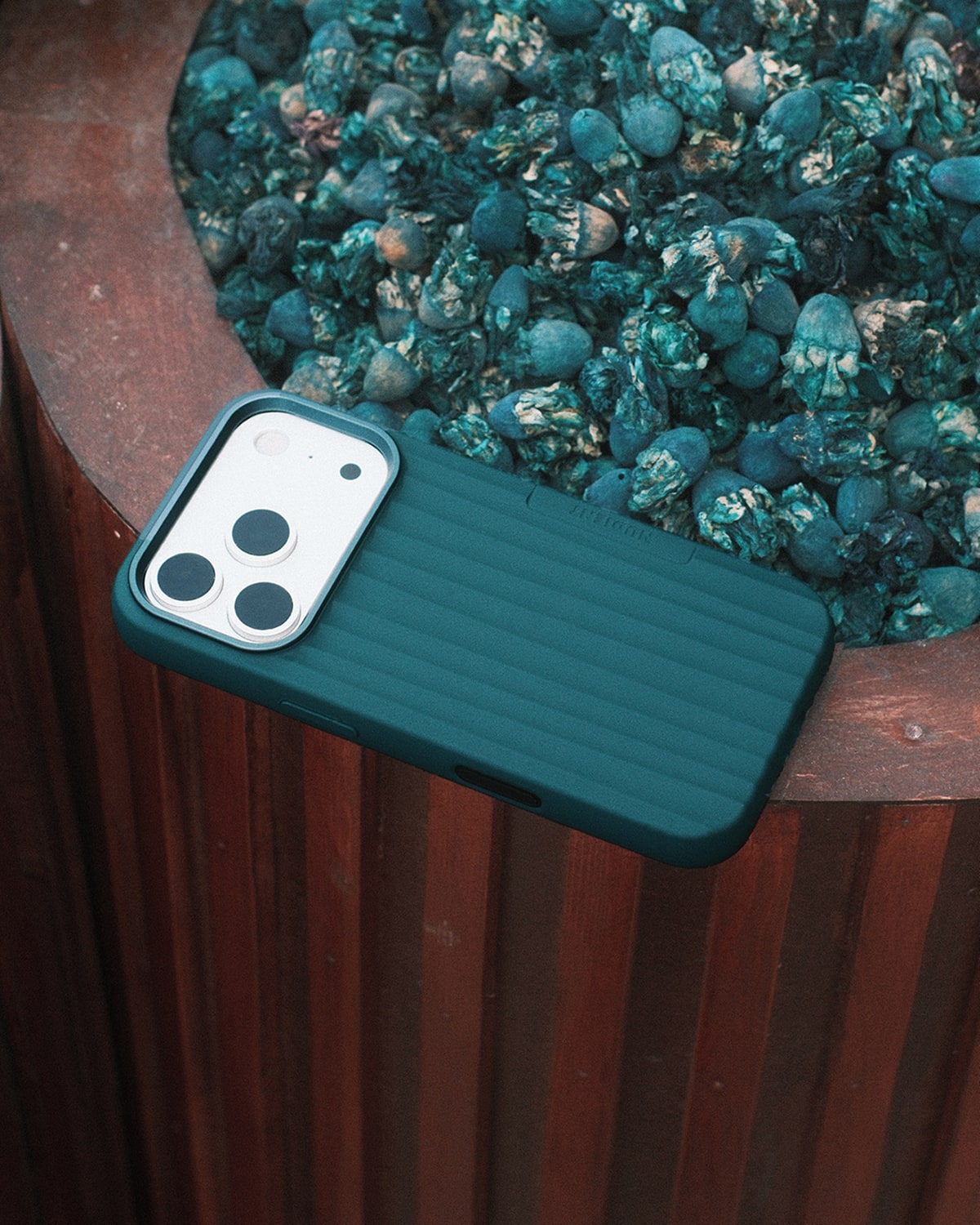 Bold Case MagSafe - Teal - iPhone 17 Pro Max – NUDIENT